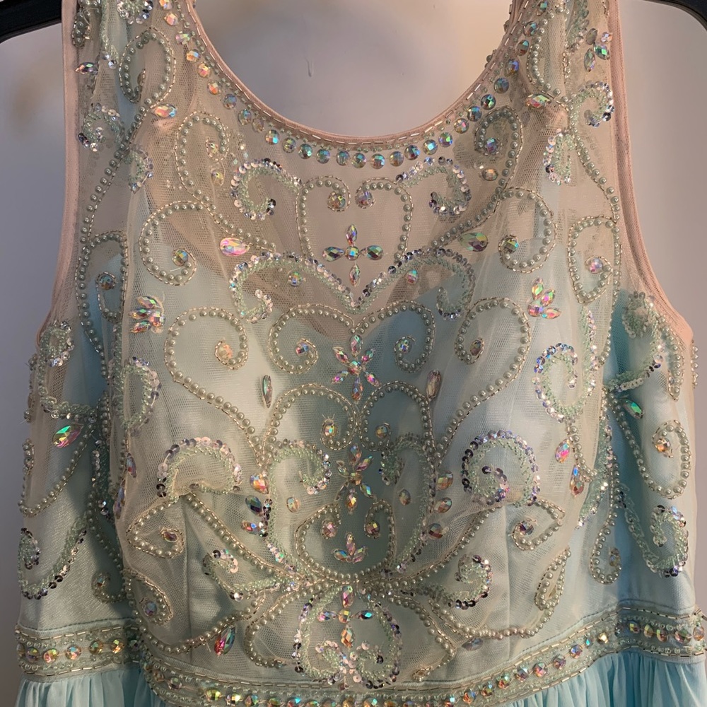 Prom Dress - Picture 2 of 3